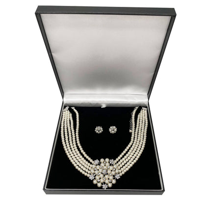 Necklace and earring set in gift box